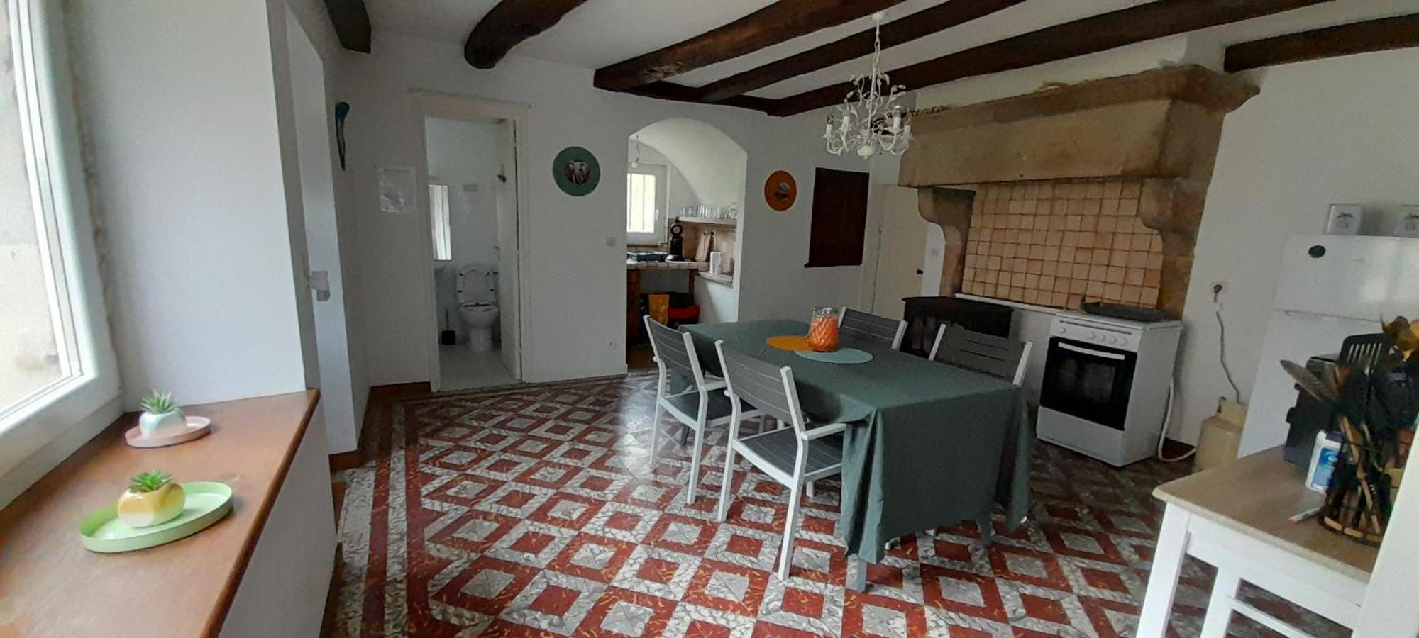 L'Univers, Vous Et Nous Pouilly-sur-Vingeanne Εξωτερικό φωτογραφία